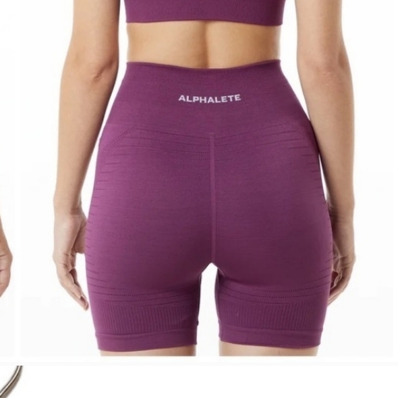 Alphalete Ozone Biker Shorts - Picture 6 of 6